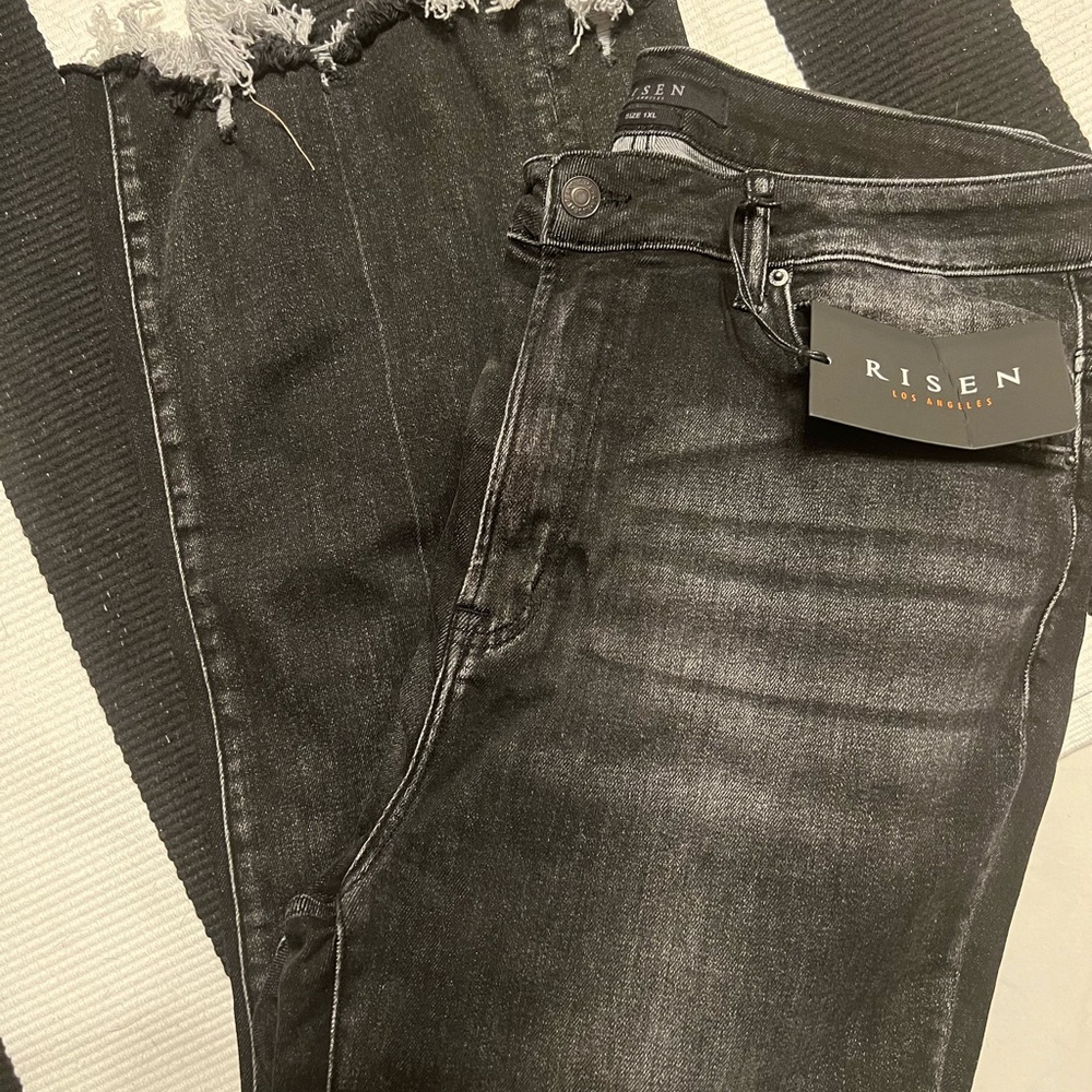 Risen jeans size 1x from boutique